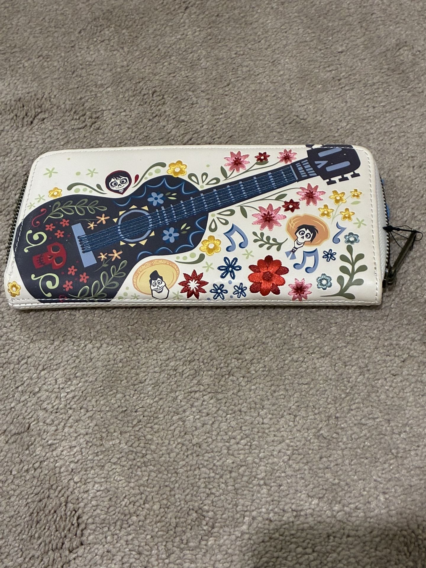 NEW COCO WALLET… Merry Christmas 🎄 