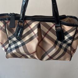 Designer Handbag* Burberry