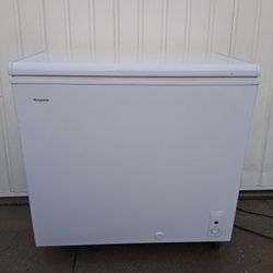 FREEZER CHEST 7.1 CU. FT. SUPER CLEAN. 2 DRAWERS DEFROST DRAIN