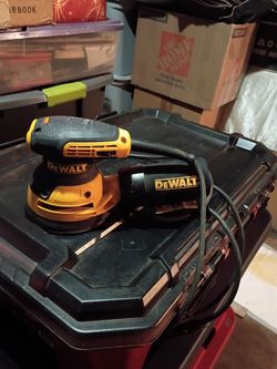 DeWalt Orbital Sander