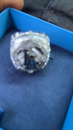 Anillo de Los Angeles 2020 Emitacion $60