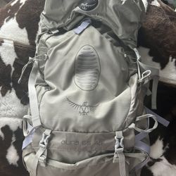Osprey Aura AG 65 L Women’s Backpack — Great Condition