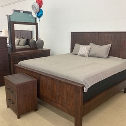 6 Pcs Bedroom Set