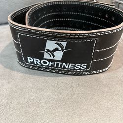 Weightlifting belt