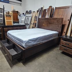 Queen bedroom set