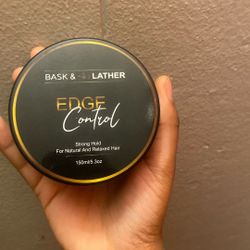 STRONG HOLD- THICK EDGES- • EDGE CONTROL BASK AND LATHER Gel