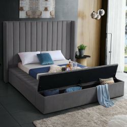 Kiki Velvet Grey Queen Bed (3 Boxes)

