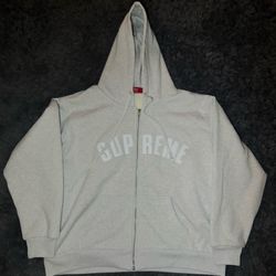 Supreme hoodie