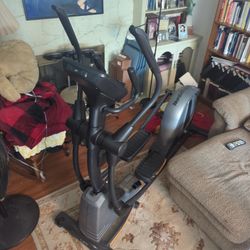 NordicTrack 7.7 Elliptical