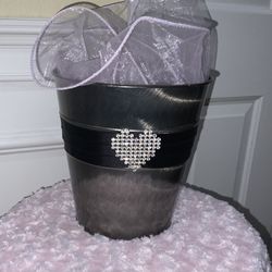  Crystal Heart Steel Bucket With Organza Filler For Plant Or Ice Champagne Container