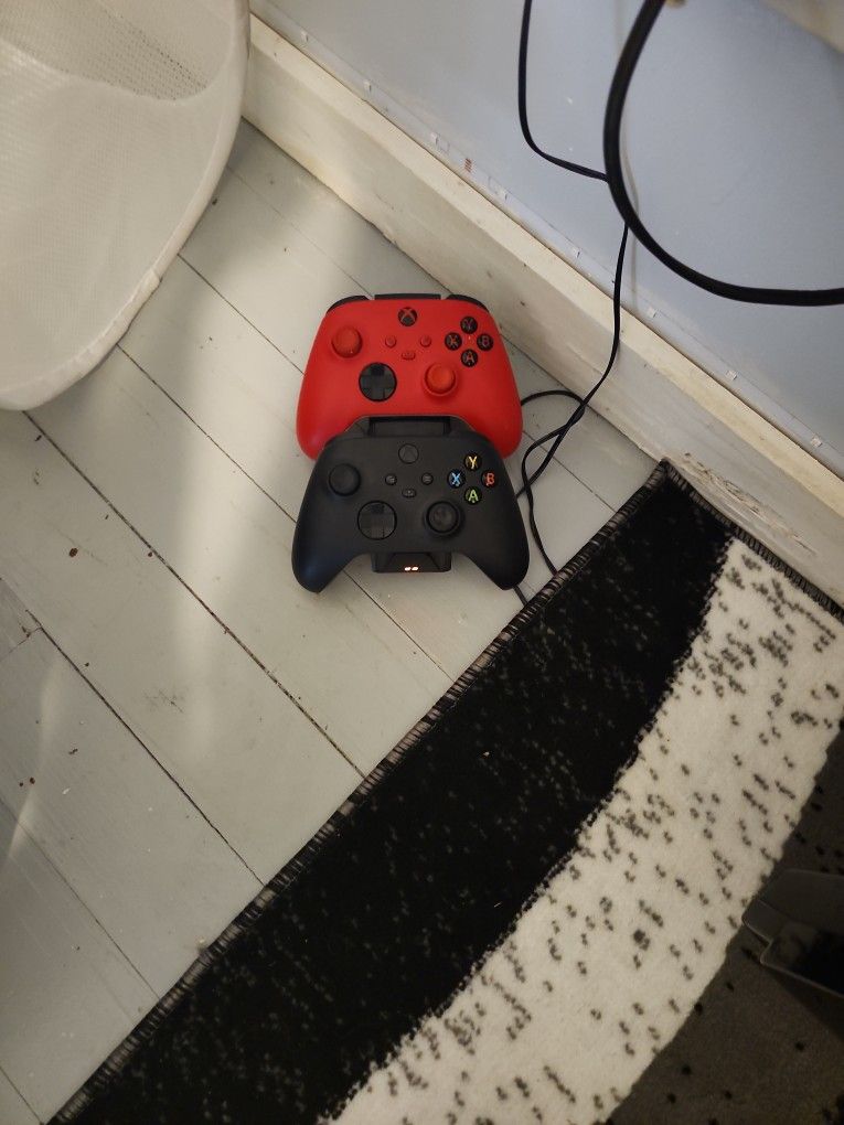 Xbox X & Nintendo Switch