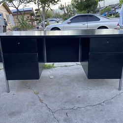 Vintage Mid Century Florence Knoll Double Pedestal Executive Desk Chrome Wood