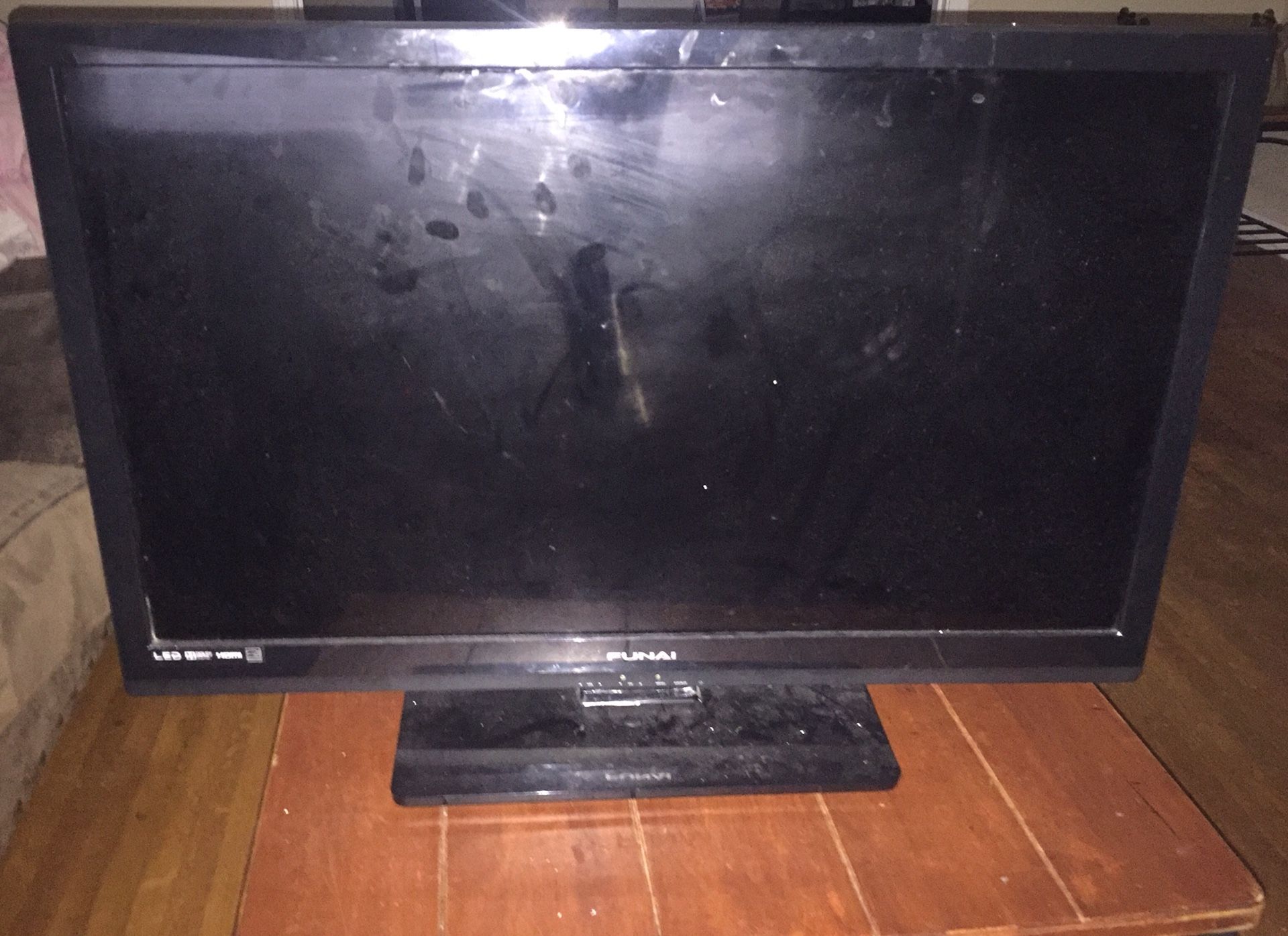 2 32 inch tv/monitor. $70 each