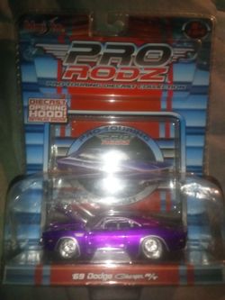 Maisto Pro Rodz '69 Dodge Charger R/T Diecast