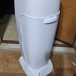 Diaper Dispenser 