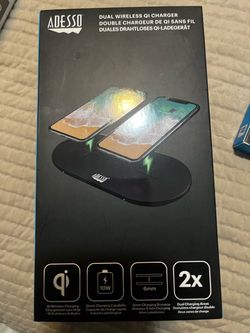 Adesso Dual Wireless Qi Charger