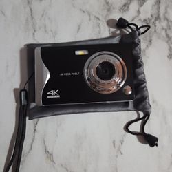 Digital Camera 