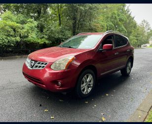 2013 Red Nissan Rogue