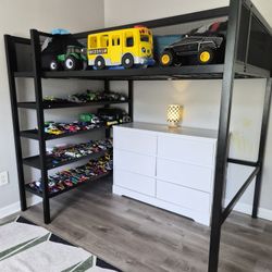 ( Twin) Black Metal Loft Bed W/ Mattress 