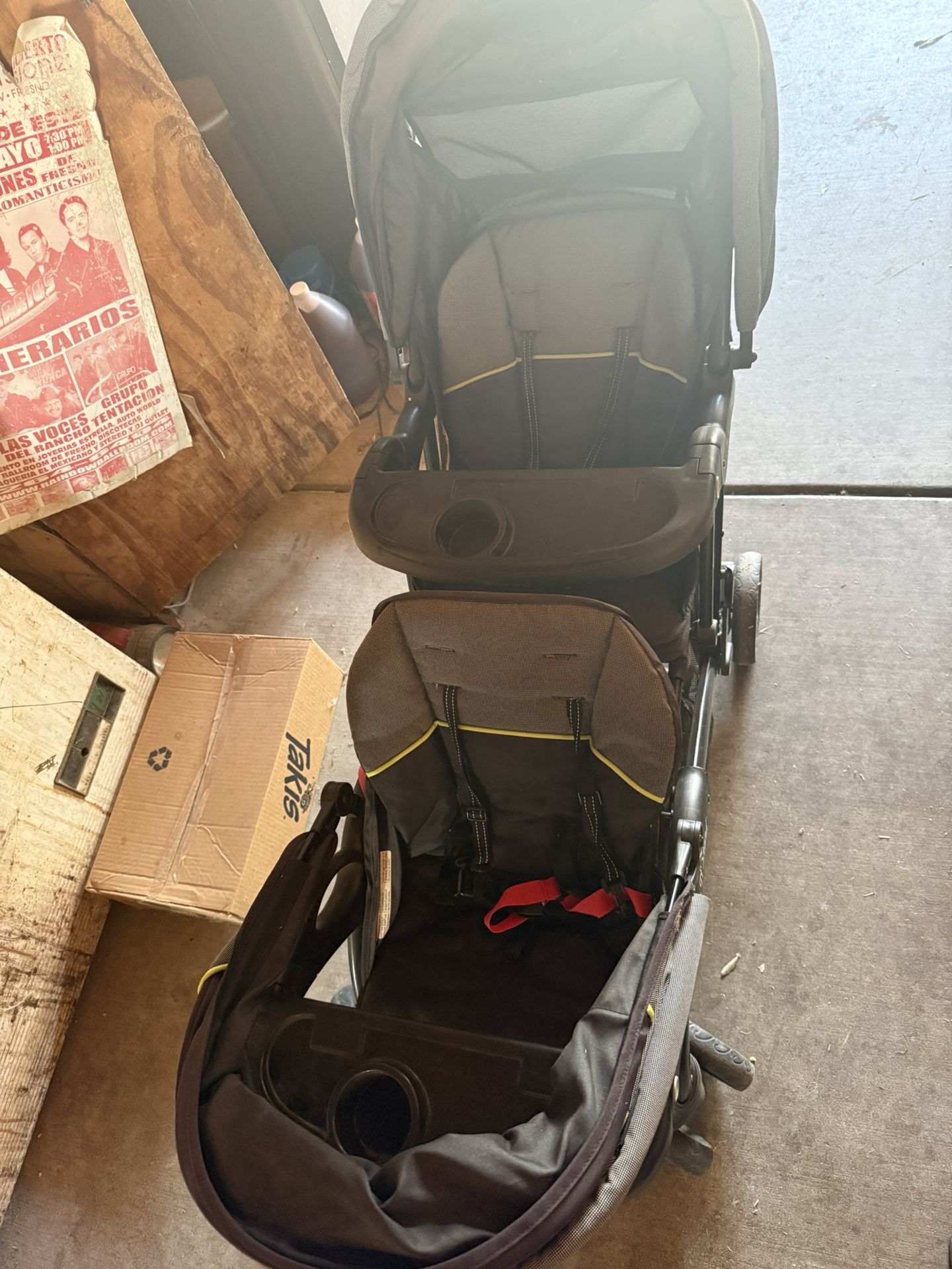 Baby trend Sit And stand Stroller