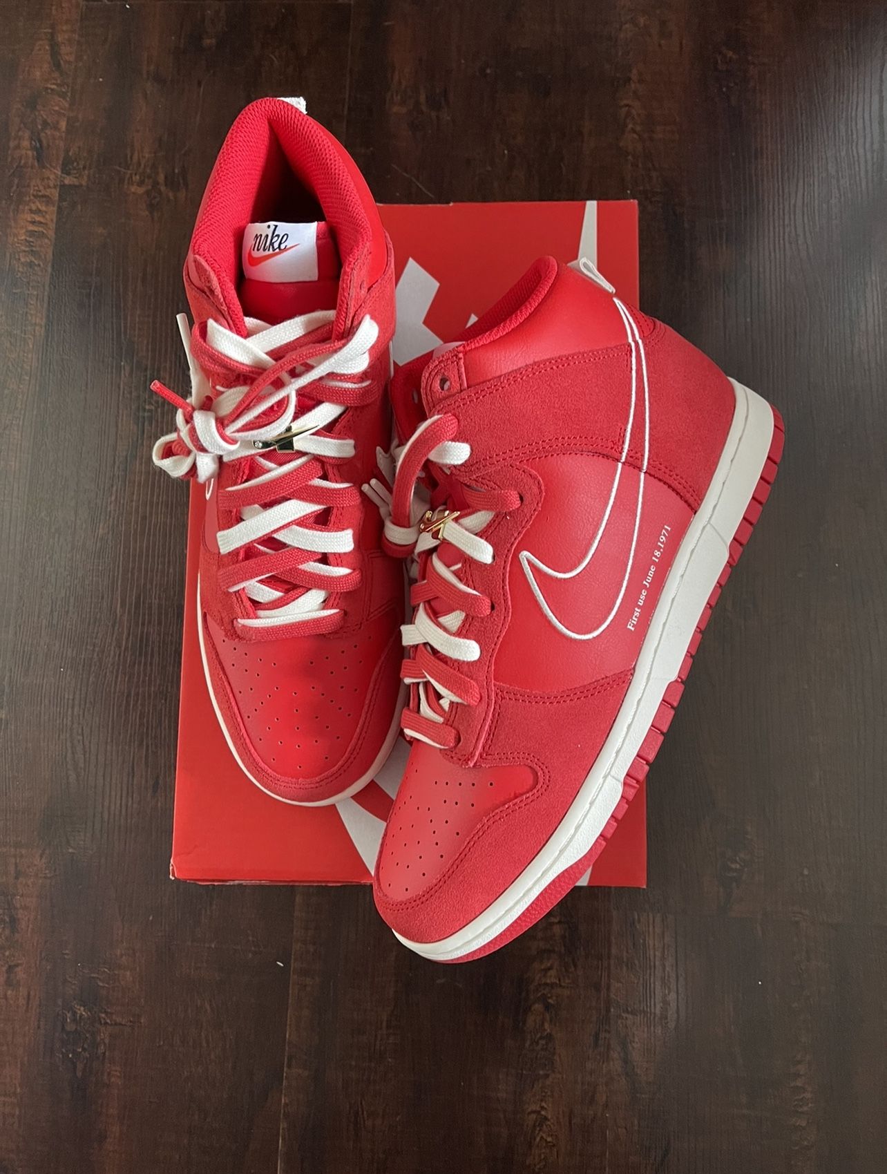 Nike Dunk High First Use University Red
