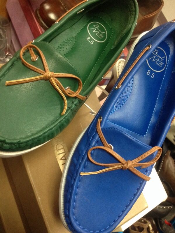 Cute shoes all sizes available blue and green colors available