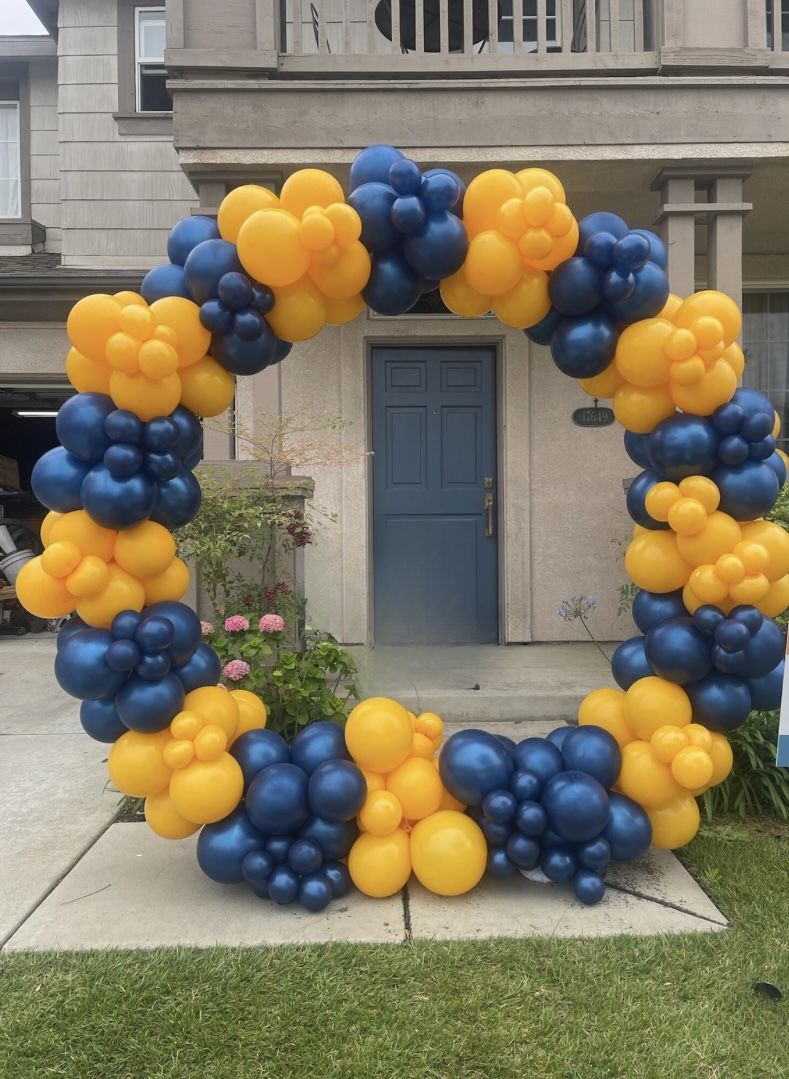Round Balloon Backdrop
