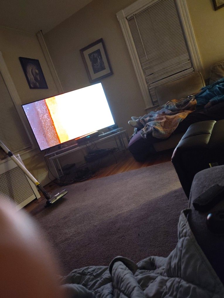 65 smart onn roku new