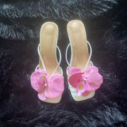 White floral kitten heels