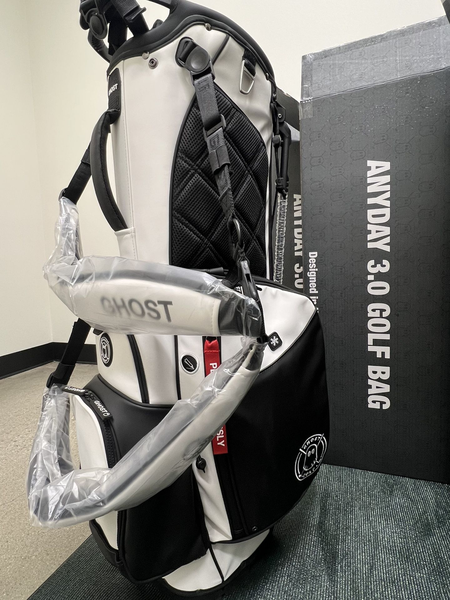 Ghost Golf golf bag OREO leather 14way for Sale in Cty Of Cmmrce, CA -  OfferUp