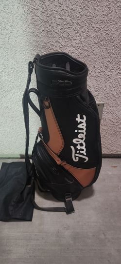 Titleist vintage cart bag w/ rain hood