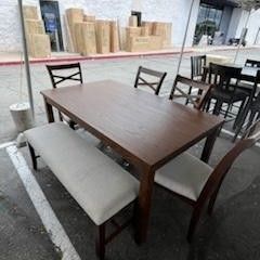 6 Pc Dining Table 