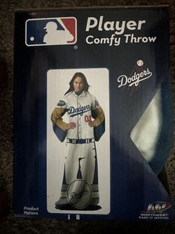 Dodgers Comfy Throw (like a Snuggie)