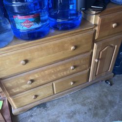 Dresser / Changing Table Station