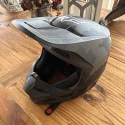 Fox V1 Youth medium MX helmet 