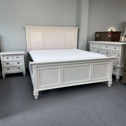 King bedroom set (FREE 24H DELIVERY AND SETUP)