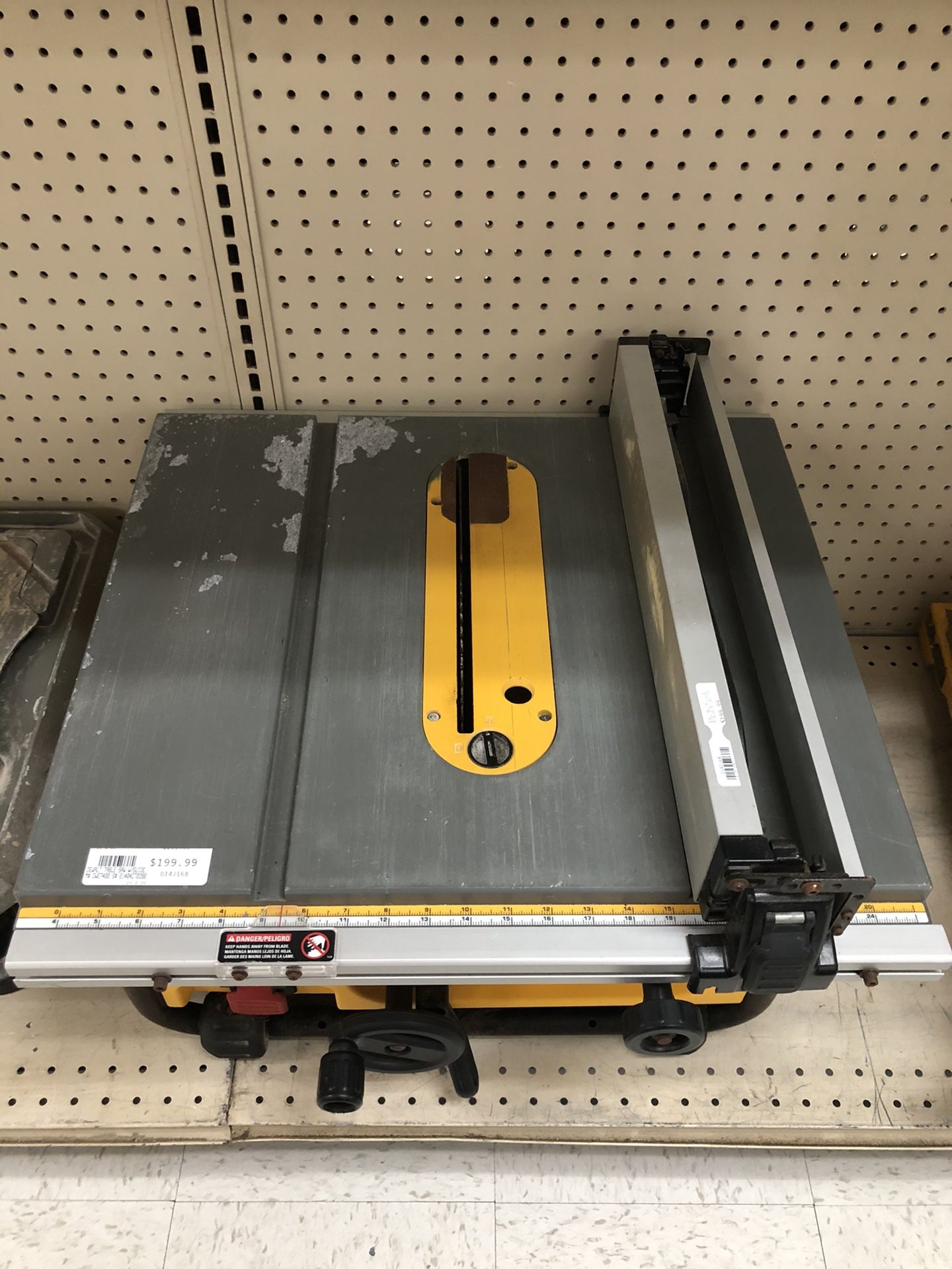 Dewalt DWE7480 Table Saw w/Guide for Sale in Houston, TX OfferUp