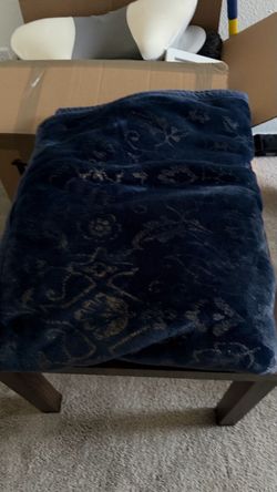 Better Homes & Gardens Blue & Gold Plush Throw Blanket
