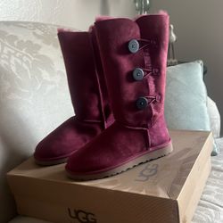 UGG BOOTS