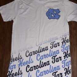 Russell Athletic North Carolina Tar Heels  spellout T Shirt Size M