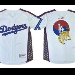 Dodgers Jersey Korean Heritage Night Size Medium