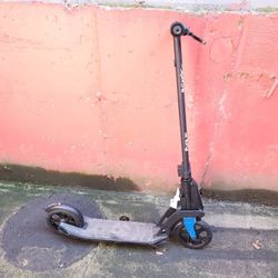 Kleefer Pure 180 Teens/Adults Kick Scooter Trolley Mode Fold and Roll System Two 180mm Wheels ABEC7 Black