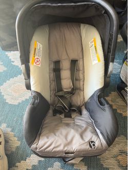 Baby trend  car seat