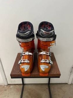 MEN'S SIZE 11 - 11 1/2 ROSSIGNOL SKI BOOTS - VERY GOOD CONDITION!