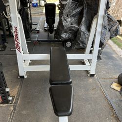 Life Fitness Commercial Bench Press