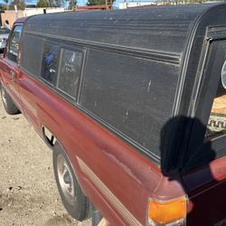 Toyota Pick Up Longbed Camper Shell