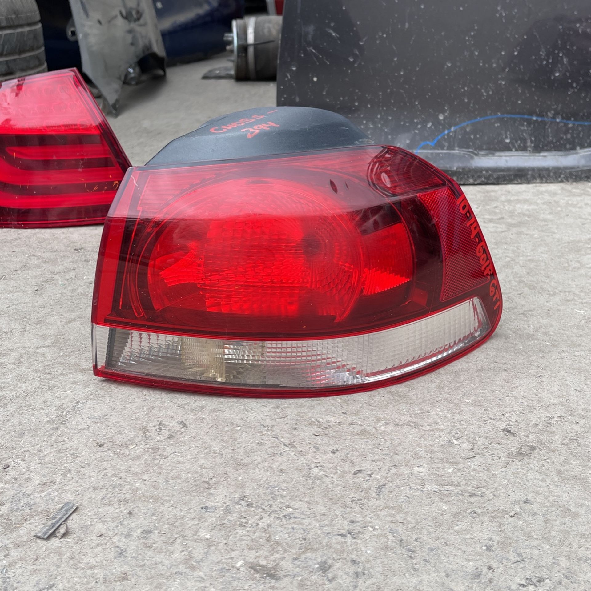 2010 2011 2012 2013 2014 Volkswagen Golf GTI tail Light Lamp Right Passenger Side RH 