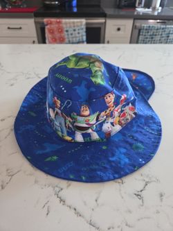 Toy Story kids hat with sun shade for neck see description