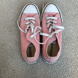 Converse Tennis Shoes Pink Size 6