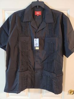 MEN'S XXL GUAYABERA SHIRT